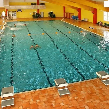 - Apartmenthaus Mit 4* Neuruppin