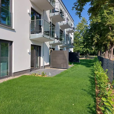 - Apartmenthaus Mit شقة