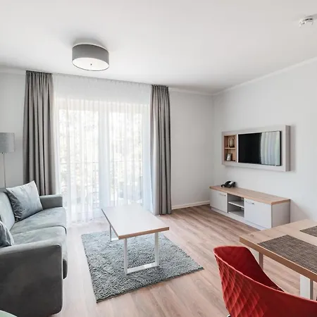 - Apartmenthaus Mit *