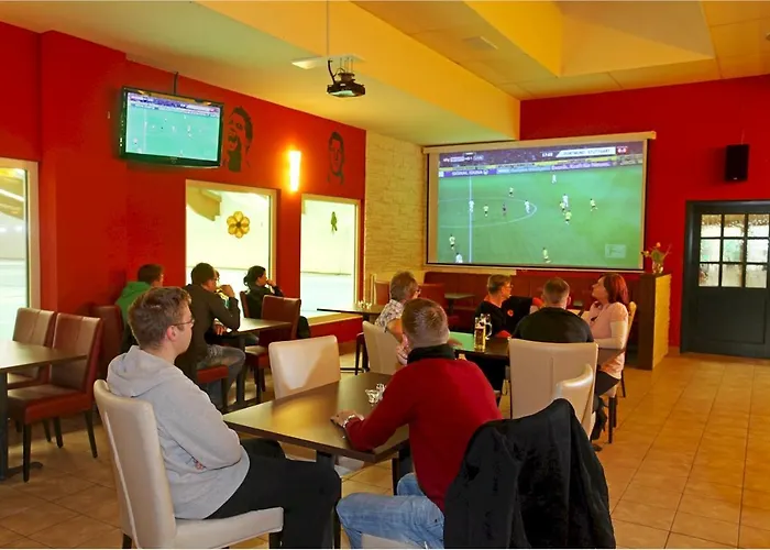 - Apartmenthaus Mit Lejlighed Neuruppin